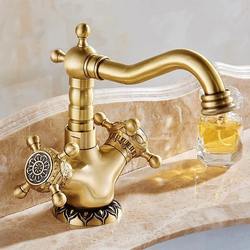 Basin Faucets Antique Brass Bathroom Faucet Basin Carving Tap Rotate Double Handle Hot and Cold Water Mixer Taps