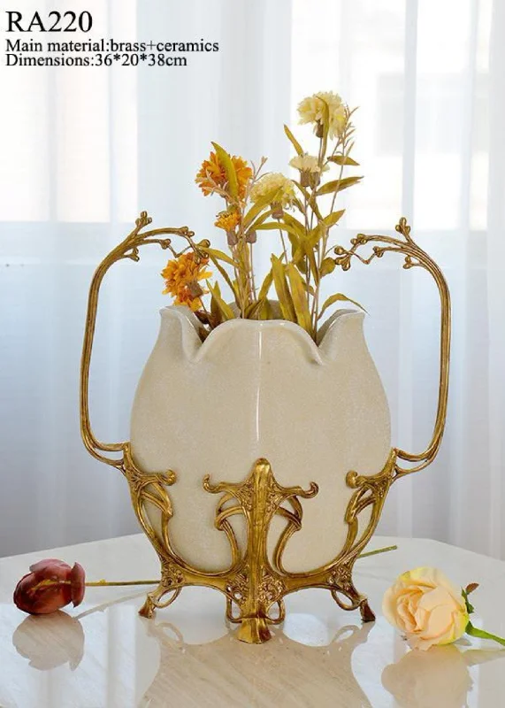 Luxurious Porcelain Bronze Craft White Centerpiece