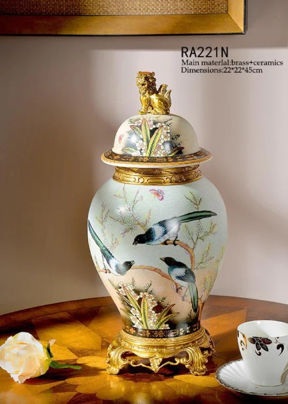 Classical Craft Porcelain Decorative Pot Centerpiece