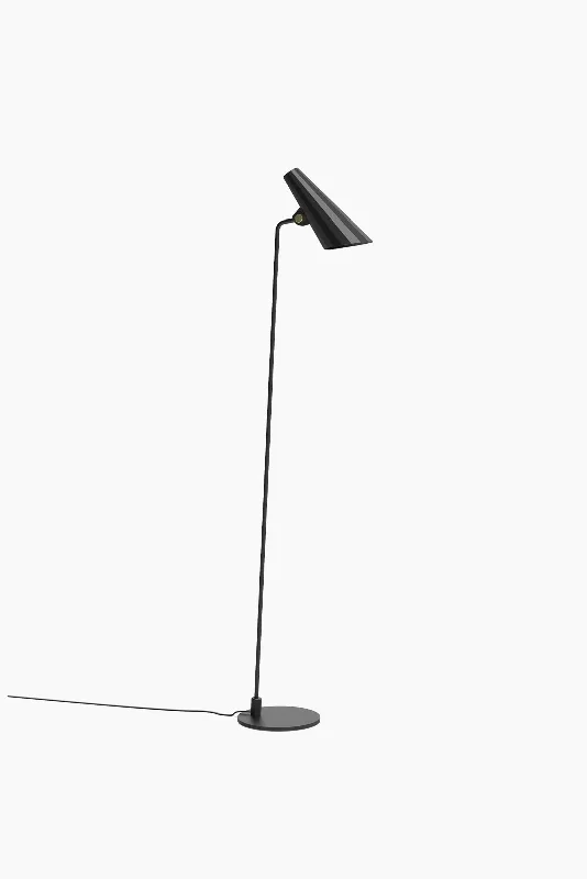  Way Switch Floor Lamp for Multiple Light Intensity LevelsSIRO Single floor lamp